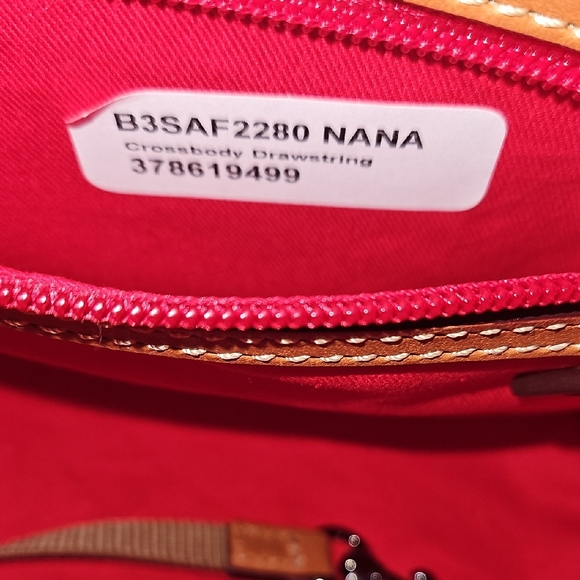 Dooney And Bourke Saffiano Drawstring Crossbody, Nwt - Picture 11 of 16